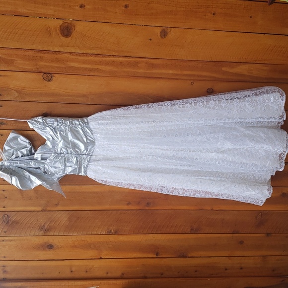 Gunne Sax One Shoulder Special Occassion Formal White Silver Lace Dress 5 - Picture 5 of 11